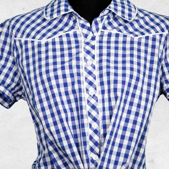 Button Up Blouse - Picture 5 of 8